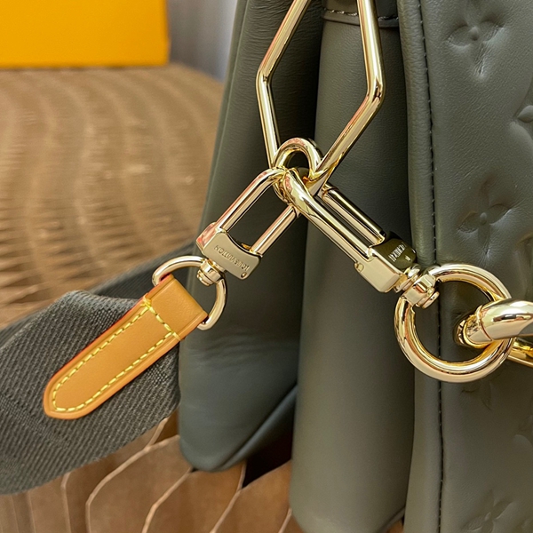 ルイヴィトンバッグ角部分ディテール